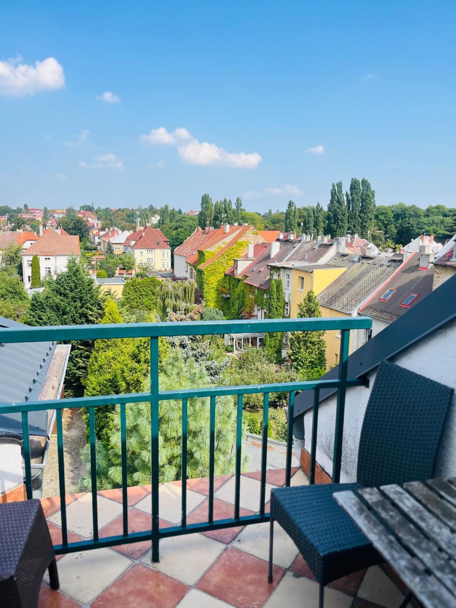 Art Hotel Chomutov Luaran gambar