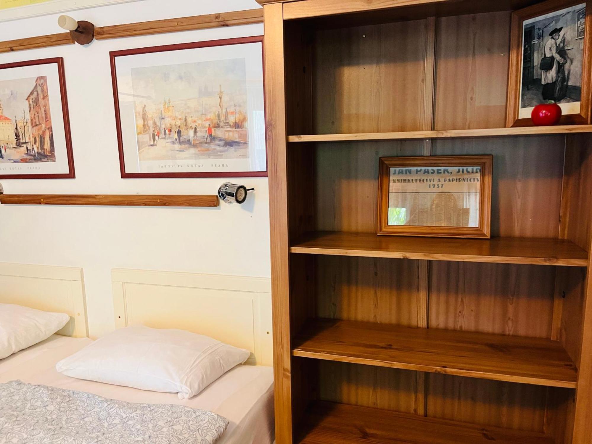 Art Hotel Chomutov Luaran gambar