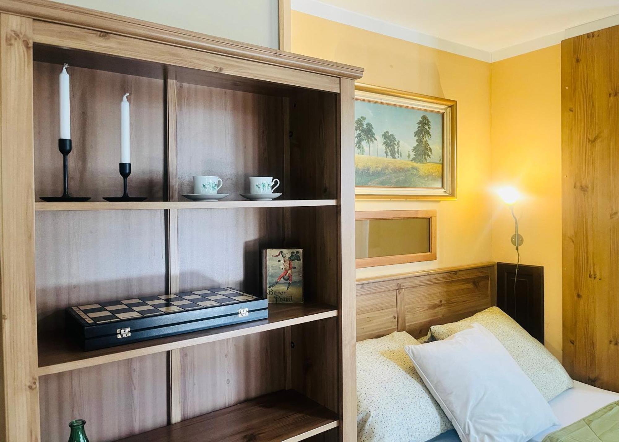 Art Hotel Chomutov Luaran gambar