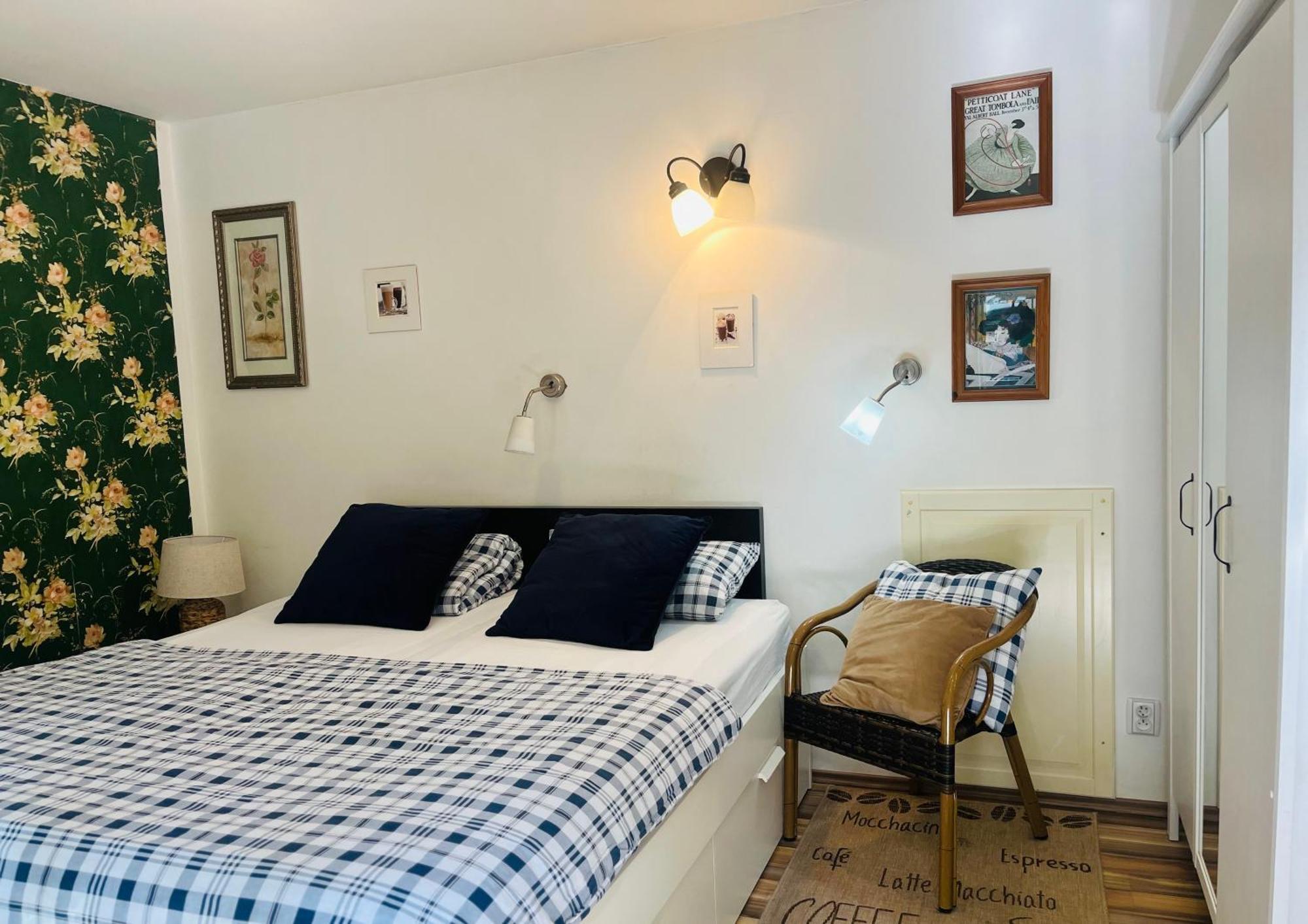 Art Hotel Chomutov Luaran gambar